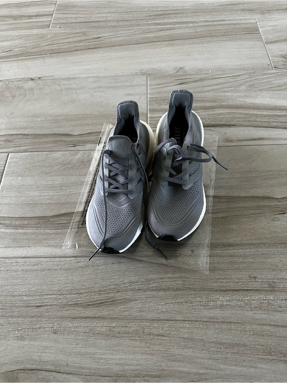 Adidas Men's Gray Performance Running Shoes, Size 9